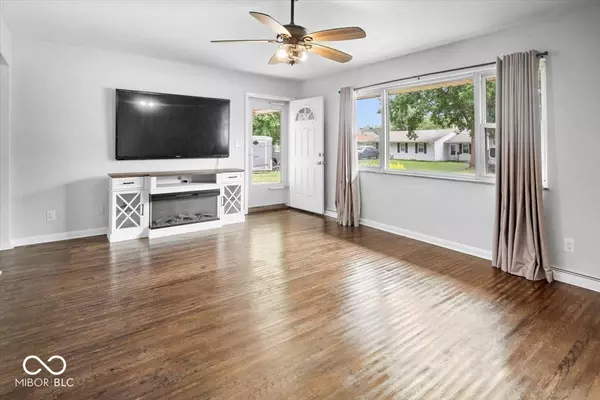 210 Kentucky AVE, Plainfield, IN 46168