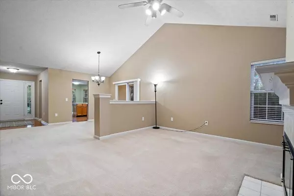 6260 Twin Creeks DR, Indianapolis, IN 46268