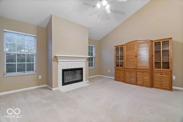 6260 Twin Creeks DR, Indianapolis, IN 46268