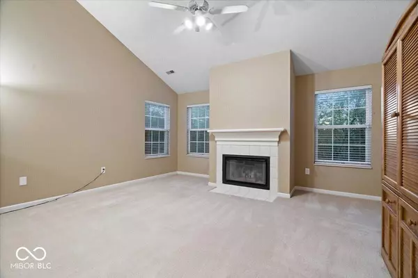 6260 Twin Creeks DR, Indianapolis, IN 46268