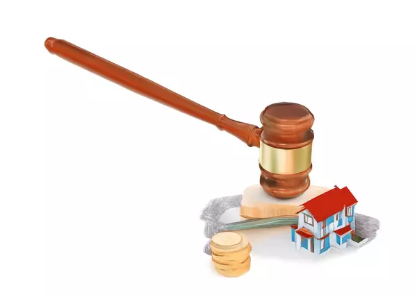 Real Estate Broker Compass Sues Listing Service Over Marketing Rules