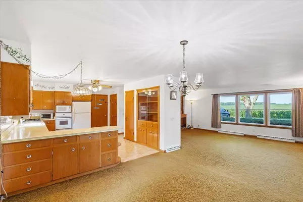 N1222 Poeppel Road, Fort Atkinson, WI 53538