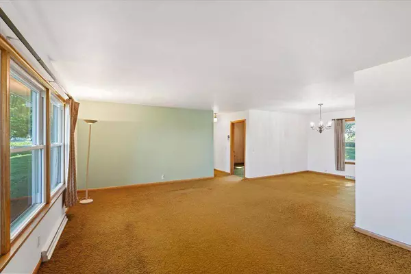 N1222 Poeppel Road, Fort Atkinson, WI 53538