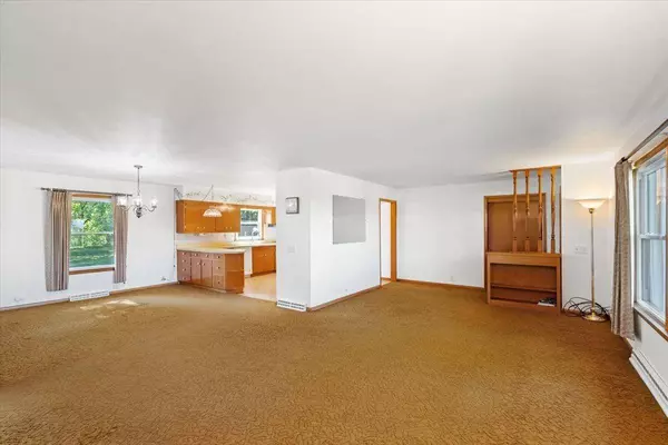 N1222 Poeppel Road, Fort Atkinson, WI 53538