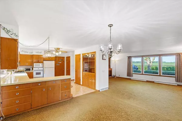 N1222 Poeppel Road, Fort Atkinson, WI 53538