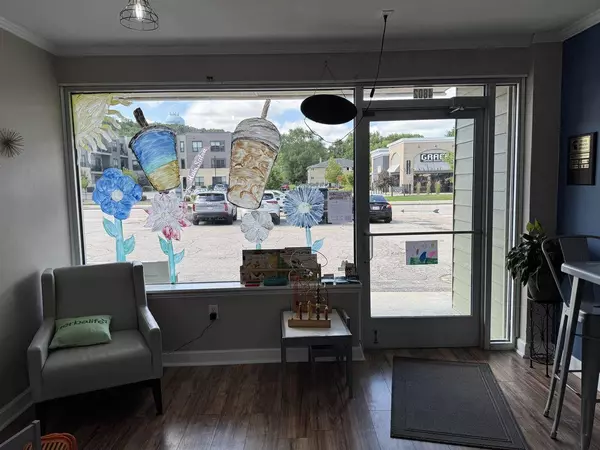 4802 Farwell Street, Mcfarland, WI 53558