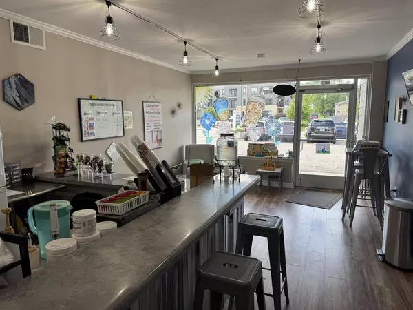 4802 Farwell Street, Mcfarland, WI 53558