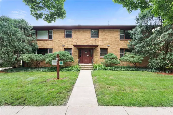 321 Palomino Lane #1S, Madison, WI 53705
