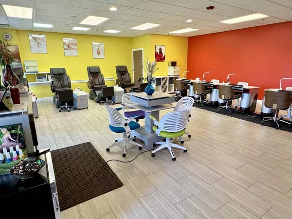 8201 Mayo Drive #105, Madison, WI 53719