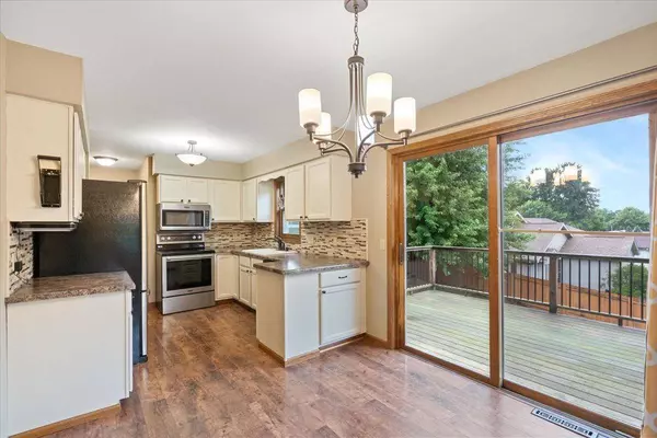 1934 POND Street, Madison, WI 53704