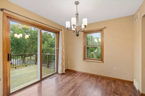 1934 POND Street, Madison, WI 53704