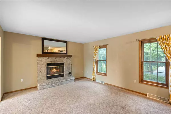 1934 POND Street, Madison, WI 53704