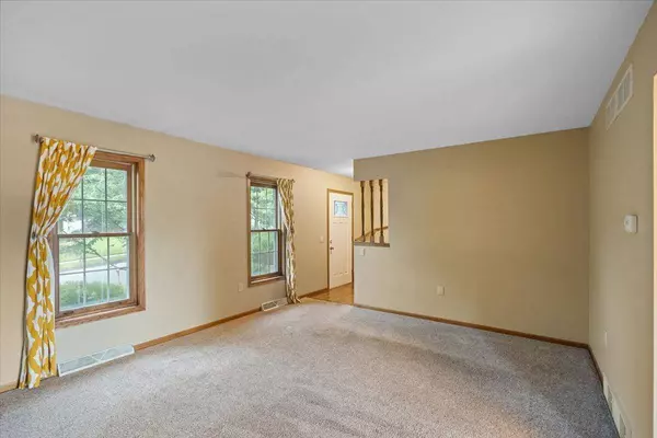 1934 POND Street, Madison, WI 53704