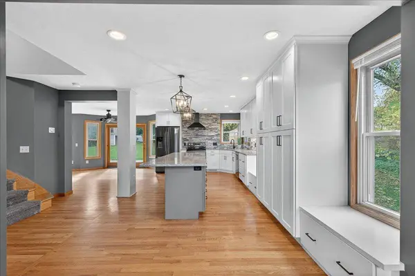 425 Sunnyview Lane, Marshall, WI 53559