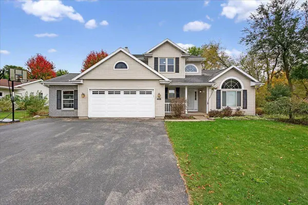 425 Sunnyview Lane, Marshall, WI 53559