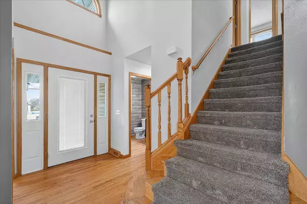 425 Sunnyview Lane, Marshall, WI 53559