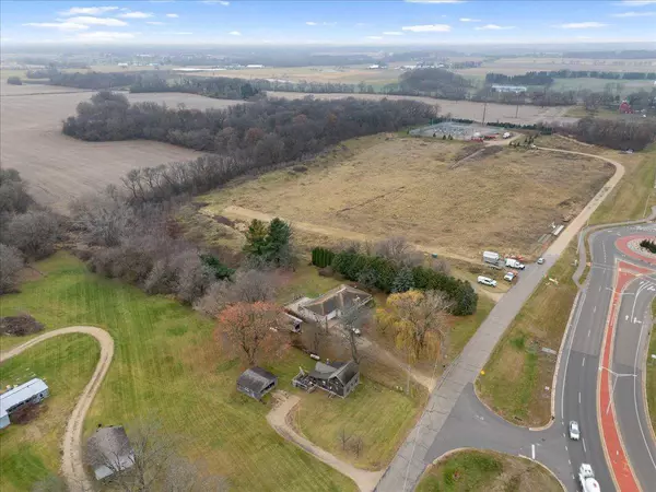 3173 McComb Road, Stoughton, WI 53589