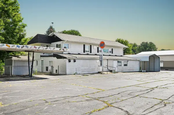 916 Madison Avenue, Fort Atkinson, WI 53538