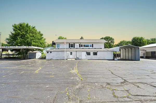 916 Madison Avenue, Fort Atkinson, WI 53538