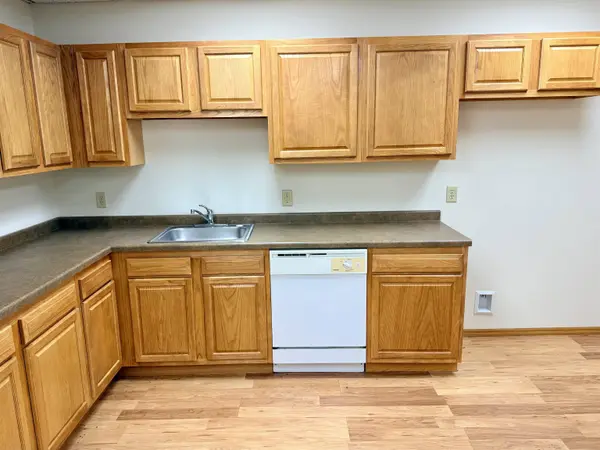 1424 N High Point Road #1424, Middleton, WI 53562