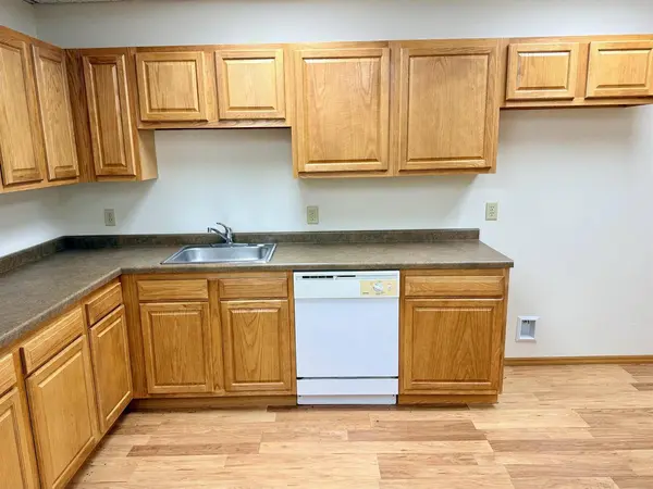 1424 N High Point Road #1424, Middleton, WI 53562