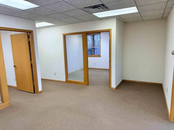 1424 N High Point Road #1424, Middleton, WI 53562
