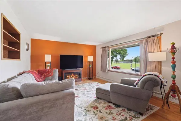 2009 Portage Road, Madison, WI 53704-3503