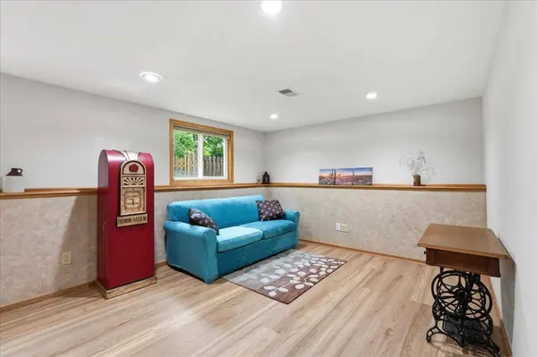 9 Ward Court, Madison, WI 53713