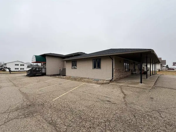 11 Karl Avenue, Belleville, WI 53508