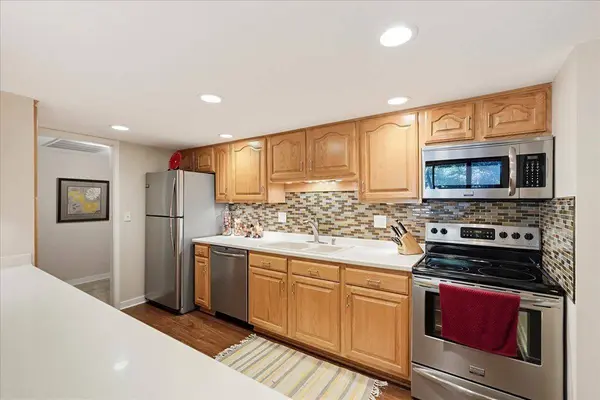325 S Yellowstone Drive #123, Madison, WI 53705