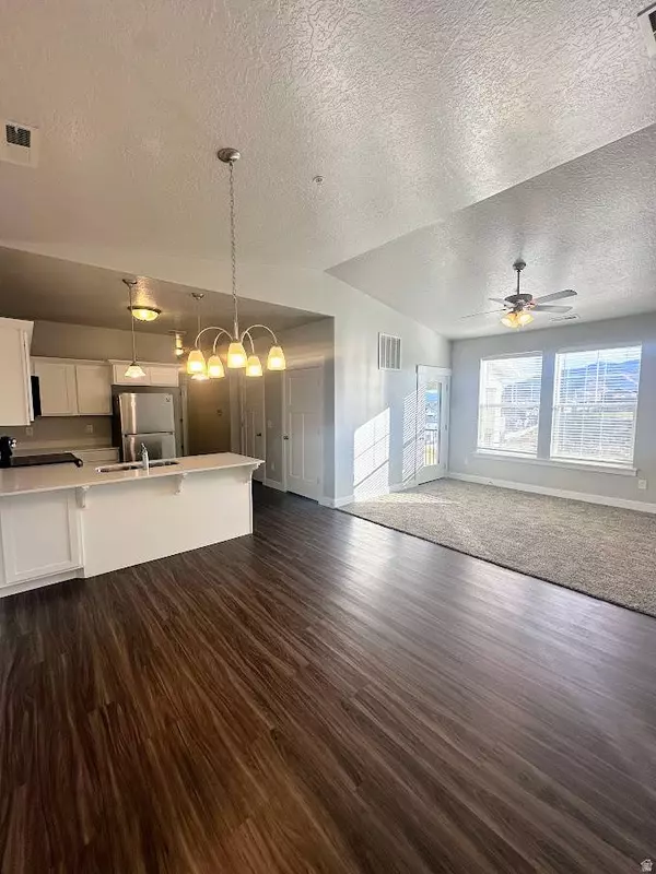 1831 W NEWCASTLE LN #D302, Saratoga Springs, UT 84045