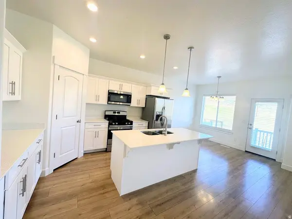 16042 S BODMIN WAY #318, Bluffdale, UT 84065
