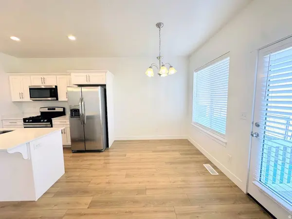 16042 S BODMIN WAY #318, Bluffdale, UT 84065