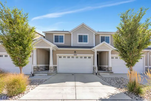 1560 N 3950 W #2016