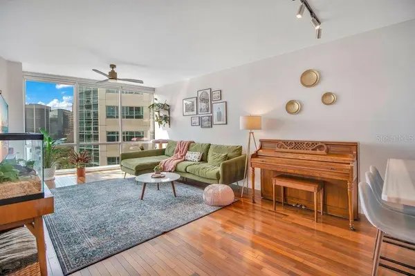 322 E CENTRAL BLVD #1005, Orlando, FL 32801