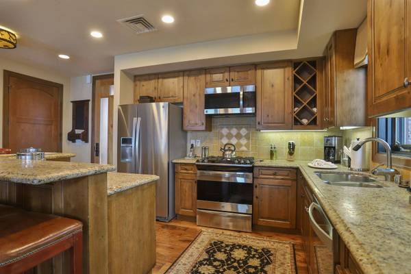 6750 North Lake Boulevard, Tahoe Vista, CA 96148