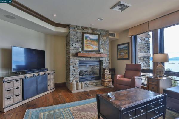 6750 North Lake Blvd, Tahoe Vista, CA 96148