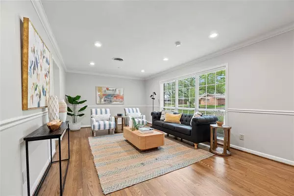 5219 Sanford RD, Houston, TX 77035