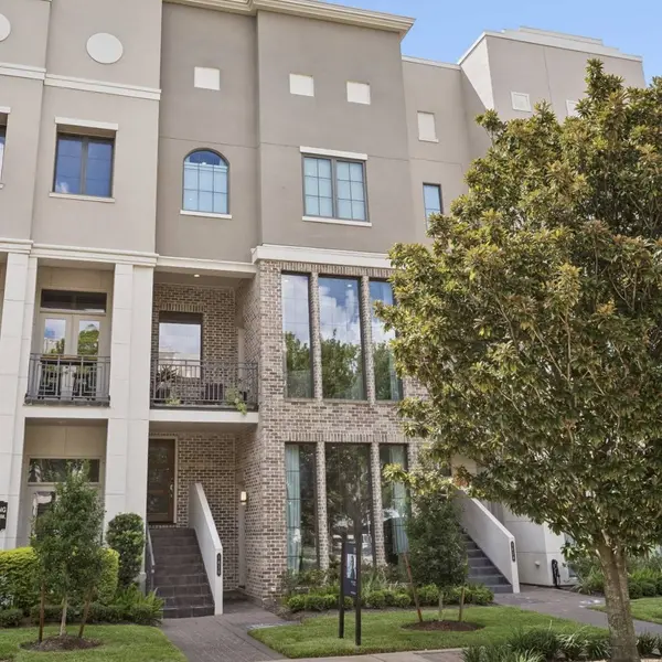 1416 Lake Pointe Pkwy, Sugar Land, TX 77478