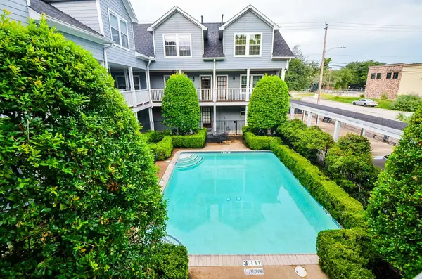 1621 Heights BLVD #14