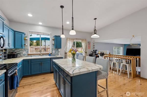 15420 104th WAY SE, Yelm, WA 98597