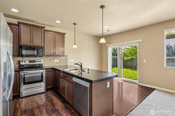 3716 181st ST E, Tacoma, WA 98446