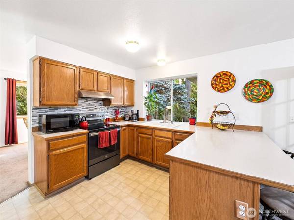 5405 247th ST E, Graham, WA 98338