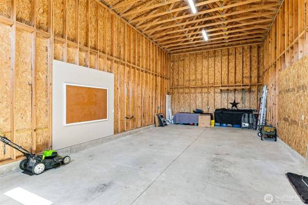4647 Skylark ST NE, Lacey, WA 98516