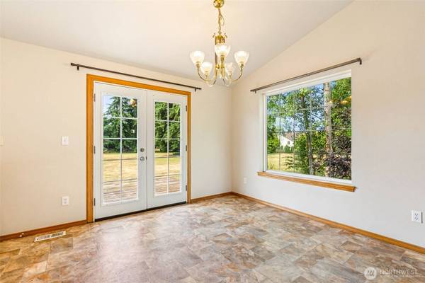 5436 180th AVE SW, Rochester, WA 98579