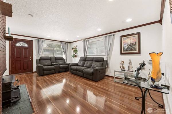 7021 S I ST, Tacoma, WA 98408