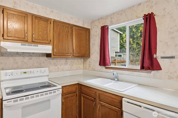 507 Malibu DR SE, Lacey, WA 98503