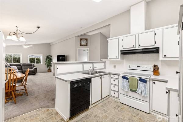 716 Dennis ST SE #45, Olympia, WA 98501
