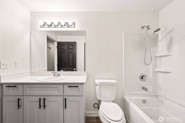 1214 Thurston CT NW, Yelm, WA 98597
