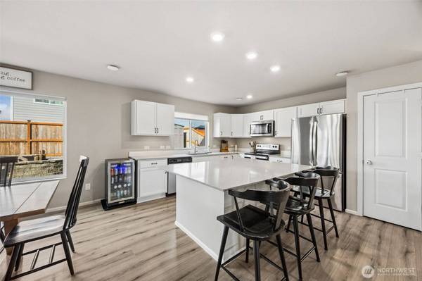 15117 Prescott LOOP SE, Yelm, WA 98597